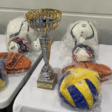 Sportowe Mikołajki z MOSiR w Radomsku