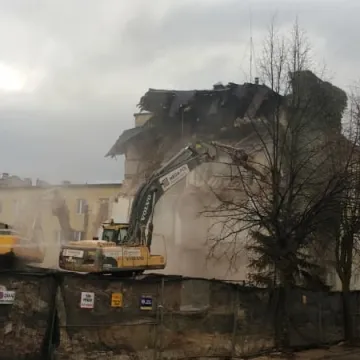 Najstarsza część starego szpitala w gruzach