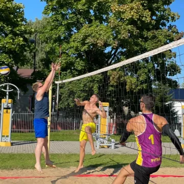 Siatkówka plażowa z MOSiR Radomsko