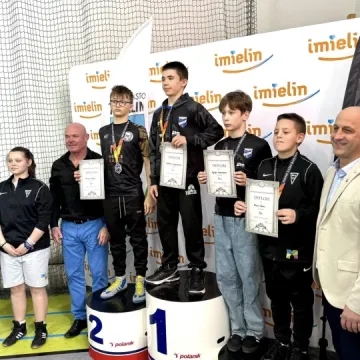 Medalowy komplet UKS „Zapaśnik” Radomsko na Mistrzostwach Śląska