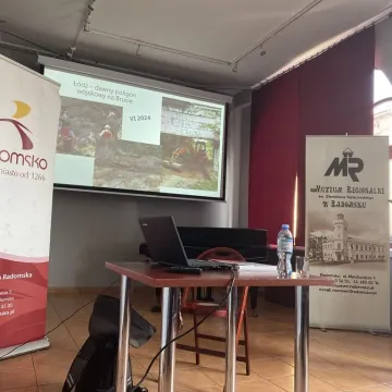 [WIDEO] Poszukiwania szczątków kapitana Stanisława Sojczyńskiego-Warszyca. Wykład dr Krzysztofa Latochy w Muzeum Regionalnym w Radomsku