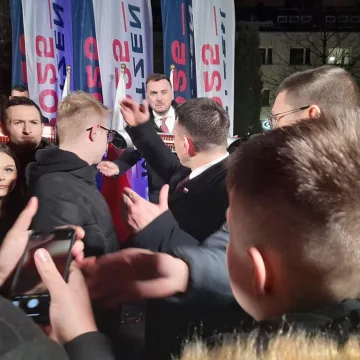 Tak dla prostych podatków. Nie dla imigracji. Sławomir Mentzen pojawił się w Radomsku