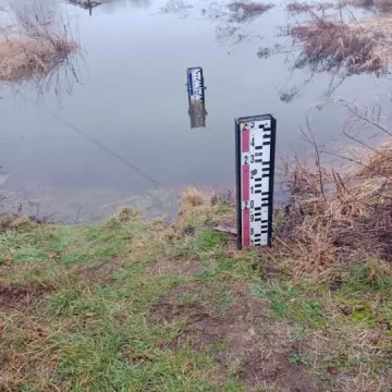 Poziom wody na Warcie opada!