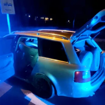 Na „gościnnych występach” kradli koła