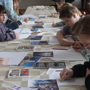 Dzieci stworzyły widokówki z okazji 760-lecia Radomska