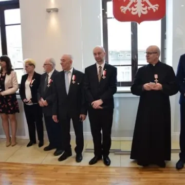 Medale i odznaczenia w 74. rocznicę powstania KWP