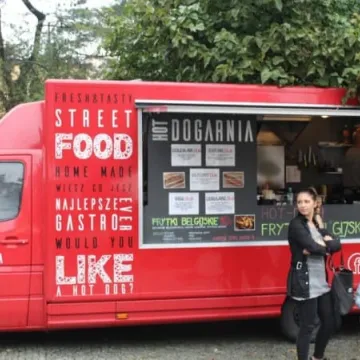 Food Trucki opanowały centrum