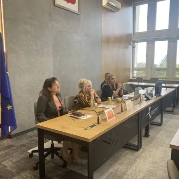 W Radomsku dyskutowano o przemocy wobec dzieci