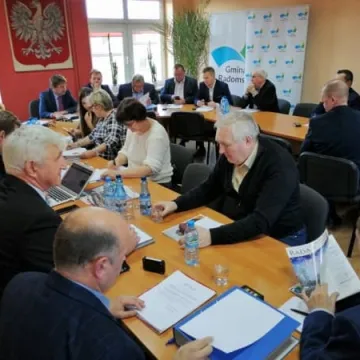 „Podstawówka” w Dziepółci do likwidacji? 