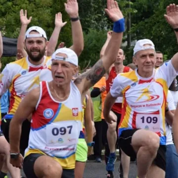 Pobiegli w memoriale 