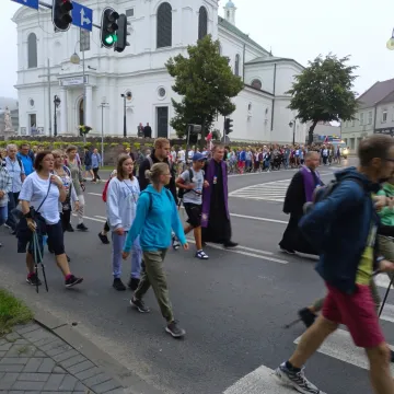 Pielgrzymi z Radomska wyruszyli na Jasną Górę