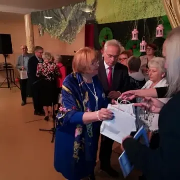 Nocne spotkania poetów