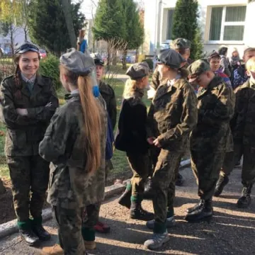 Happening Teatru Źródło „Z Niepodległą w sercu”