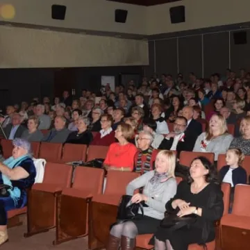 Koncert charytatywny dla Adriana