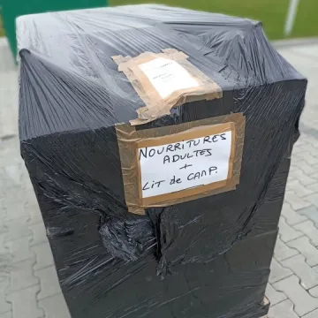 Wypełniony darami tir z Francji dotarł do Radomska