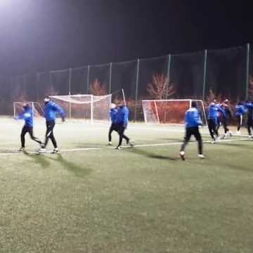 Piłkarze RKS Radomsko wznowili treningi  