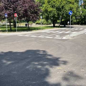 Odnowione Miasteczko Ruchu Drogowego w Radomsku cieszy najmłodszych użytkowników dróg. Dziś zdawali egzamin na kartę rowerową