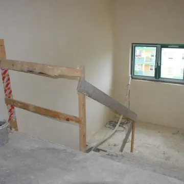 Budowa bloku przy ul. Sadowej 7E na półmetku