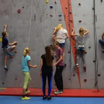 Wspinaczka w powiatowej hali