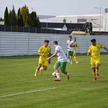 RKS Radomsko – Sokół Aleksandrów. Goście wywożą trzy punkty