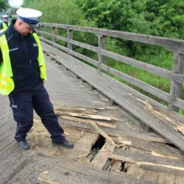 Most w Krzętowie zamknięty dla ruchu