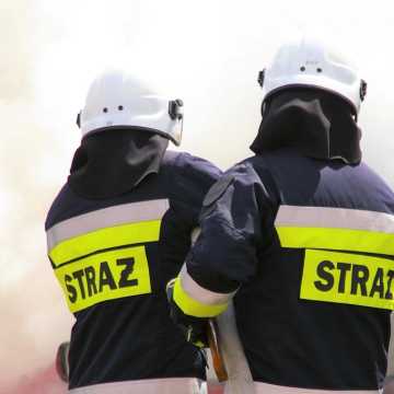Pożar w Przerębie. Poparzona została 67-letnia kobieta