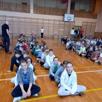 Strażacy z Kamieńska uczyli pierwszej pomocy