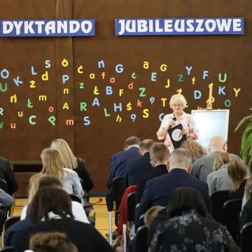 Ortograficzne zmagania w „Reymontówce” na Bugaju