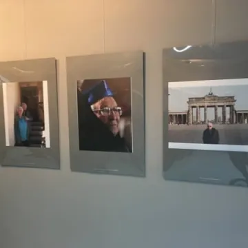 Tadeusz Różewicz w fotograficznym obiektywie