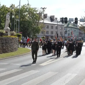 Odsłonięcie tablicy poświęconej żołnierzom KWP