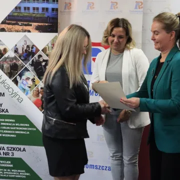 I Powiatowy Konkurs Poezji Obcojęzycznej w ZSDiOŚ w Radomsku