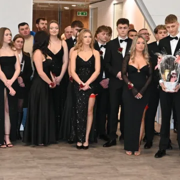 Studniówka Mechanika. Bal, który rozpoczął odliczanie do egzaminu maturalnego