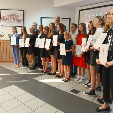 Stypendia za wybitne osiągnięcia w nauce oraz za wybitne osiągnięcia artystyczne