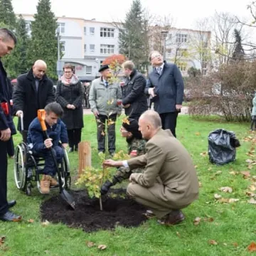 Dąb Pamięci dla „Warszyca”