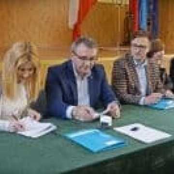 1,4 mln zł dla gmin powiatu 