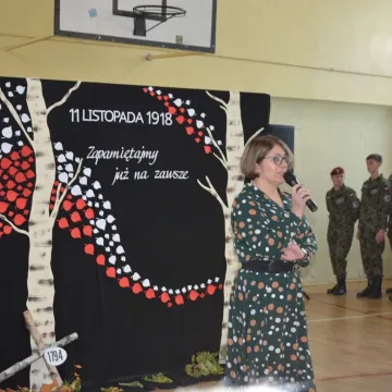 Uczniowie „drzewniaka” w Radomsku złożyli ślubowanie