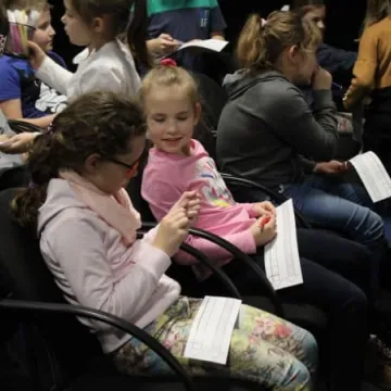 „Wehikuł czasu” – warsztaty edukacyjne dla dzieci w MDK 