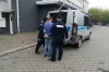 Znęcał się nad żoną. Do komisariatu przyjechał pod wpływem alkoholu, a w samochodzie i w domu posiadał narkotyki