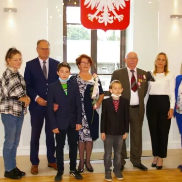 Złoci Małżonkowie uhonorowani medalami