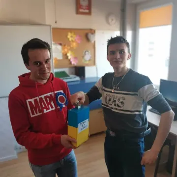 Charytatywna Frankofonia w Ekonomiku