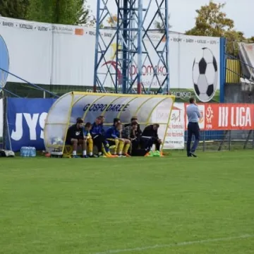 Nareszcie wygrana! RKS Radomsko – Świt Nowy Dwór Maz. 2:1