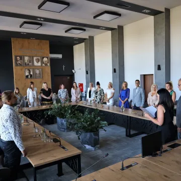 W szkołach w Radomsku będzie 25 nowych nauczycieli mianowanych