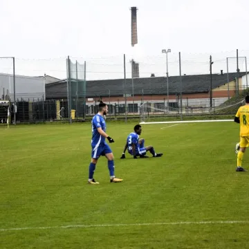 Lider nie zawiódł. RKS pewnie wygrywa z Omegą Kleszczów