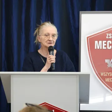 W ZSP nr 1 w Radomsku odsłonięto Dąb Pamięci