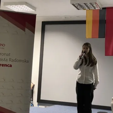 Recytowali wiersze w 3 językach w ZSDiOŚ w Radomsku