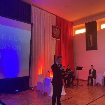 Elektryk pożegnał absolwentów. Teraz czas na maturę