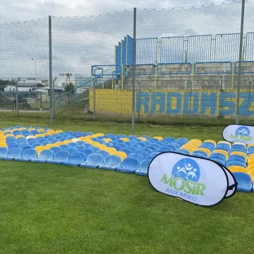 Nowa era stadionu w Radomsku. Kibice dostaną krzesełka ze starej trybuny