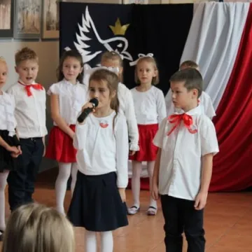 Przedszkolaki uczcili święto Niepodległości