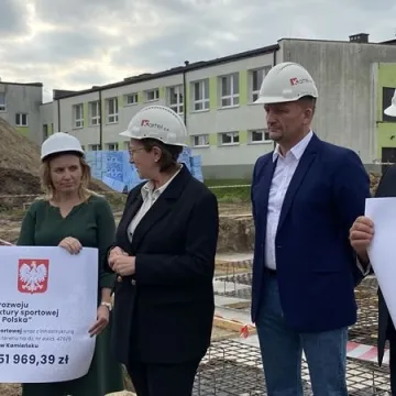 Miliony na rozwój bazy sportowej w powiecie radomszczańskim