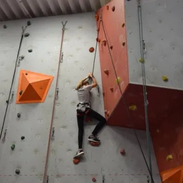Wspinaczka w powiatowej hali